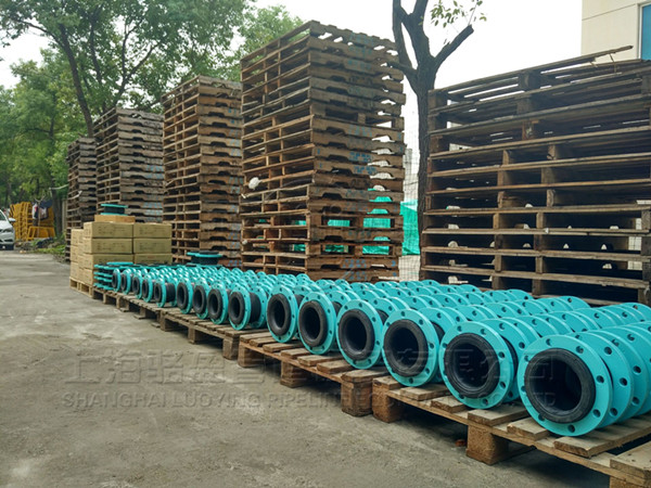 橡膠接頭如何適應(yīng)高壓環(huán)境？